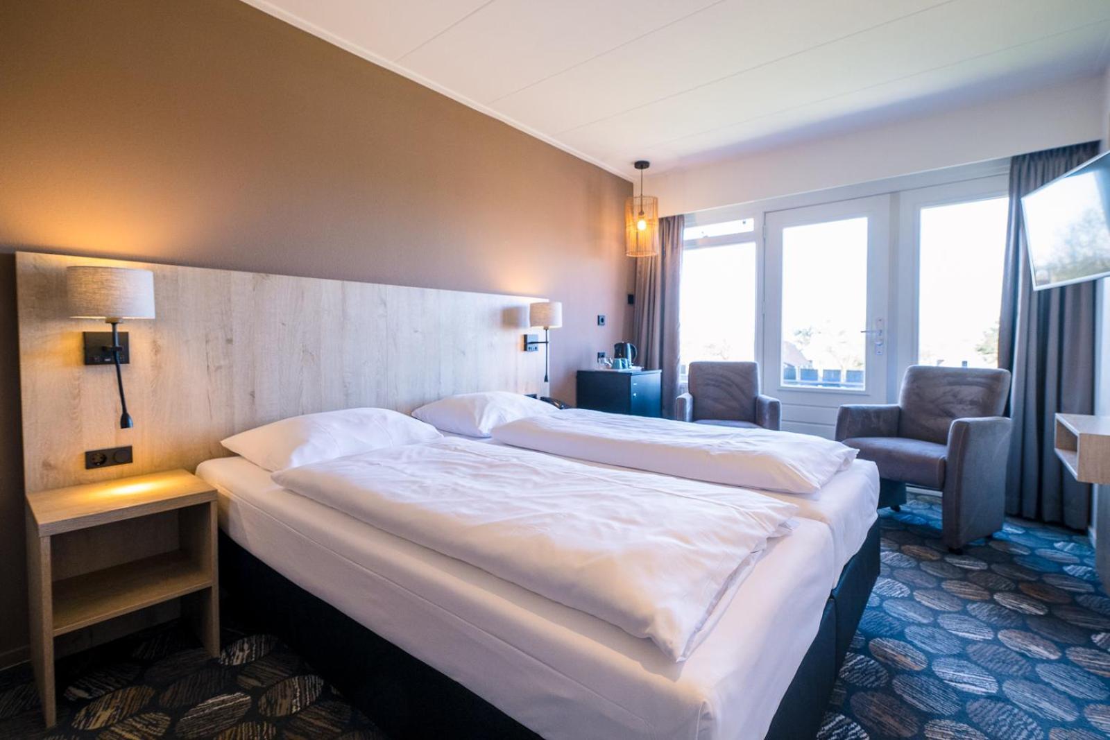 Hotel Hofker Нес Екстер'єр фото