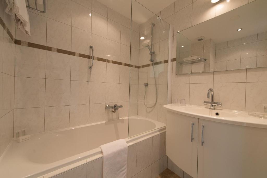 Hotel Hofker Нес Номер фото